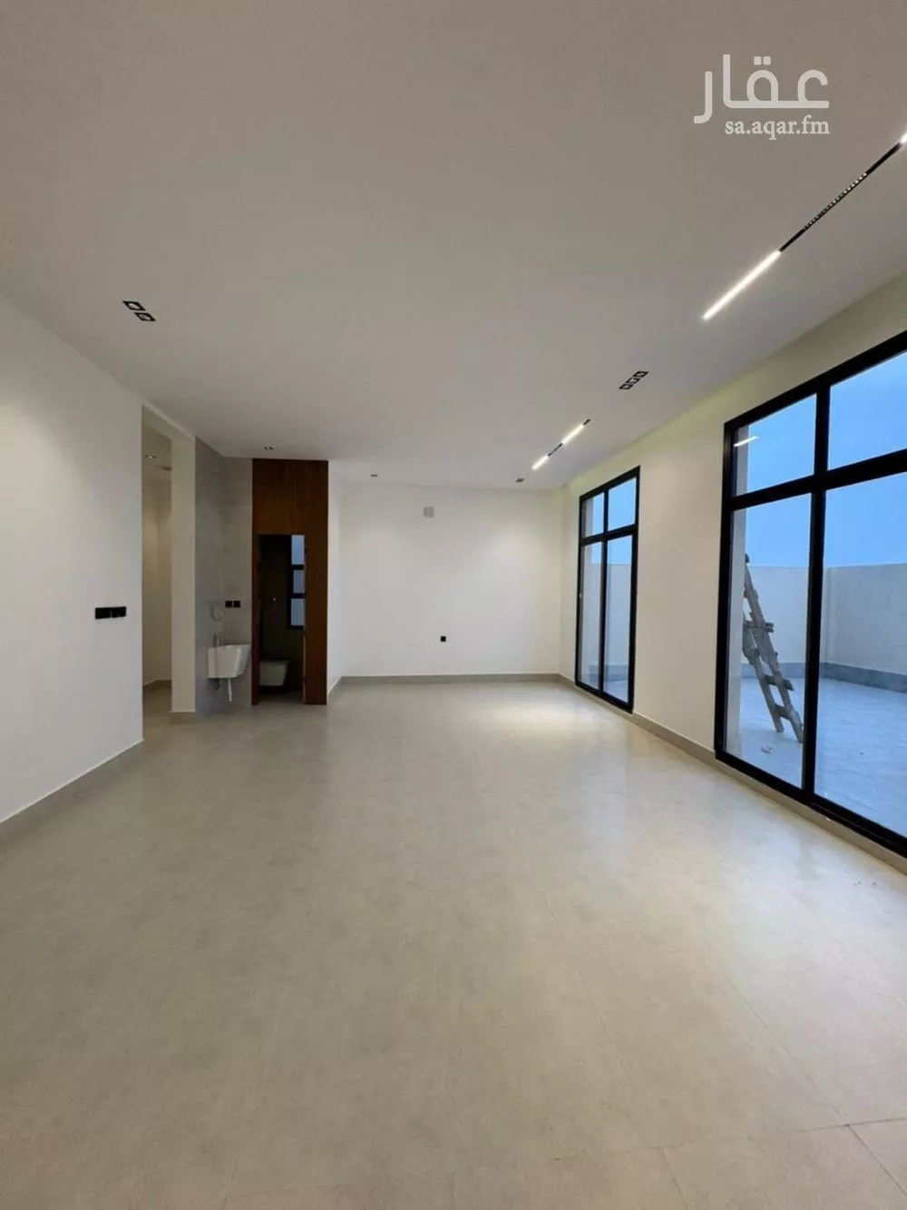 4 bedroom villa in Al Narjis 5