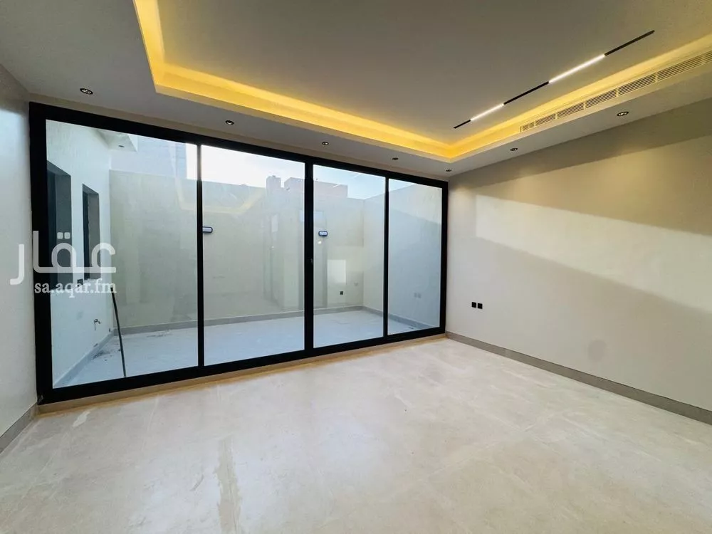 فيلا 4 غرف في العارض 25