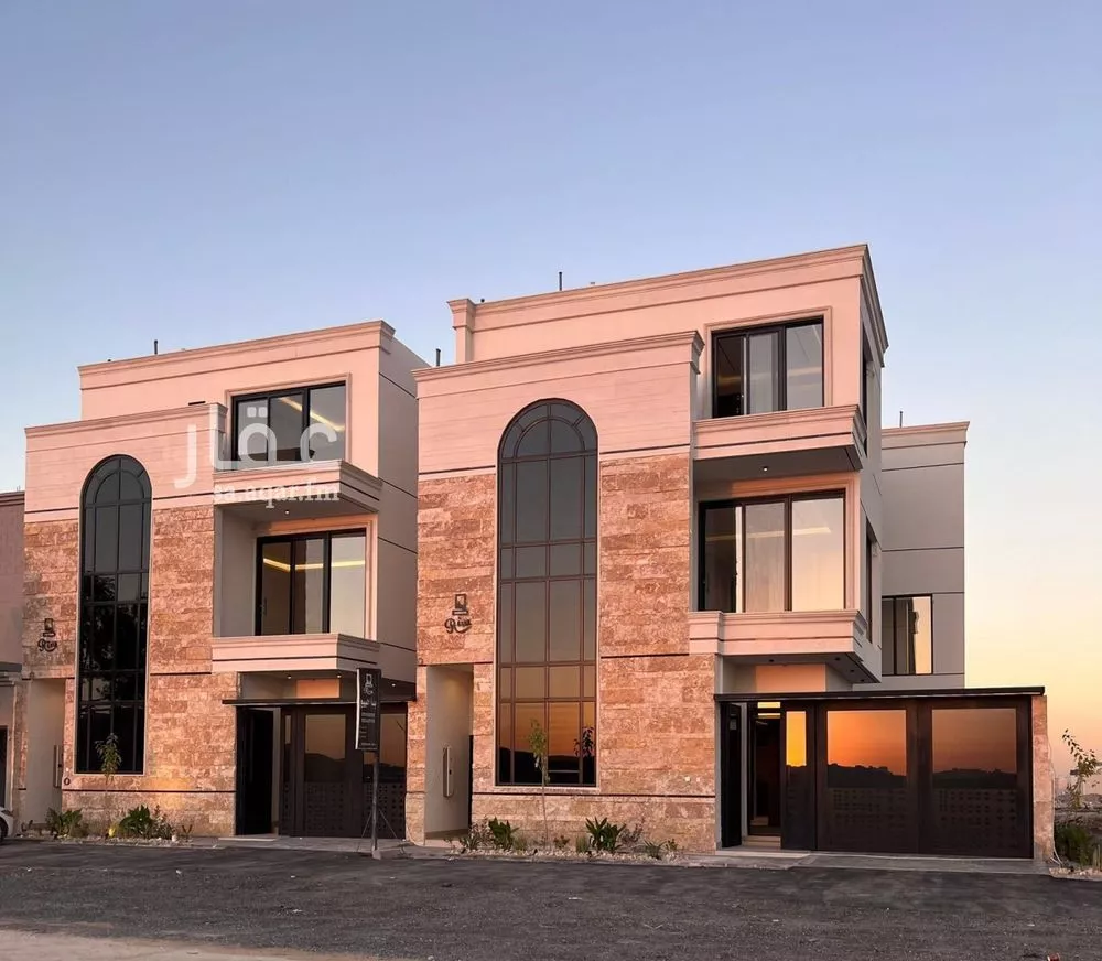 5 bedroom villa in Al Mahdiyyah 2