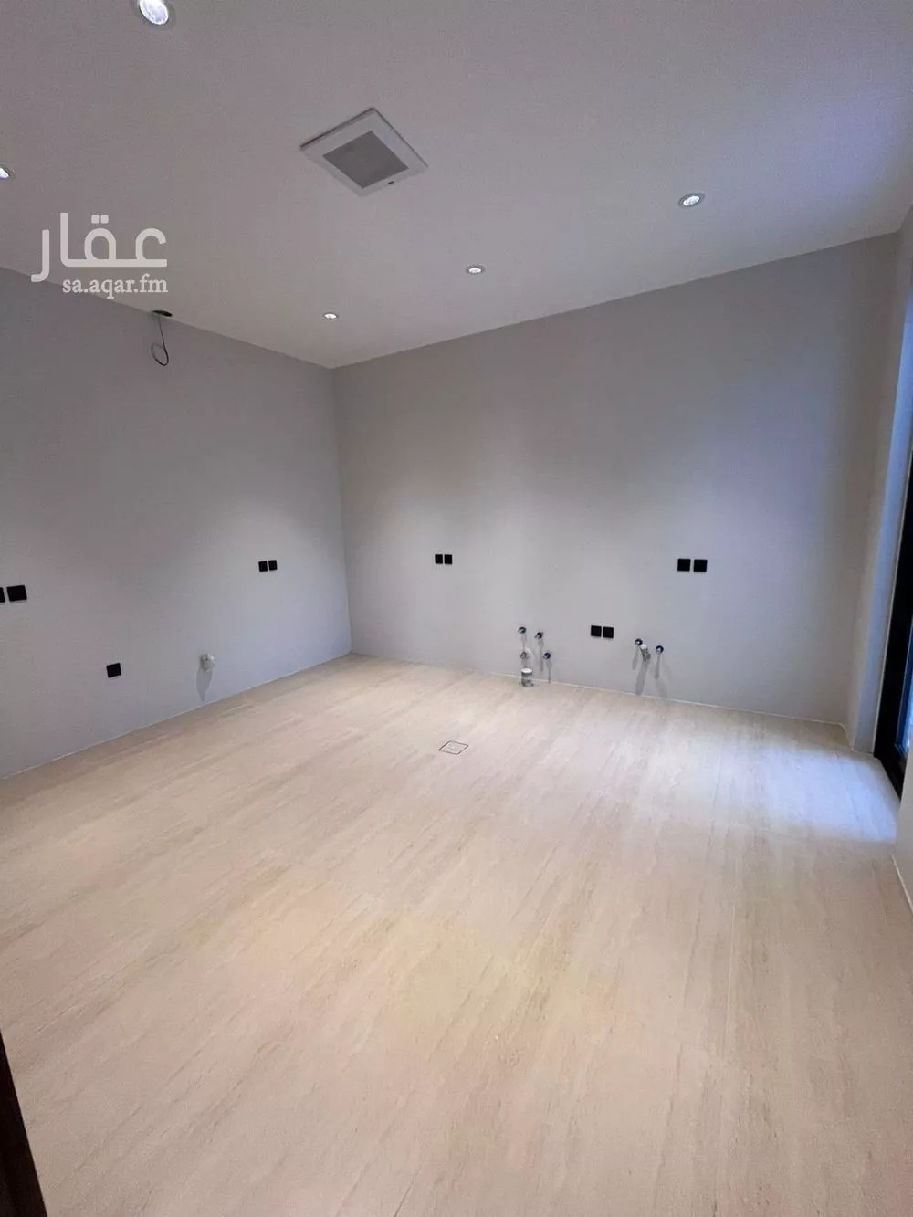 5 bedroom villa in Al Mahdiyyah 13