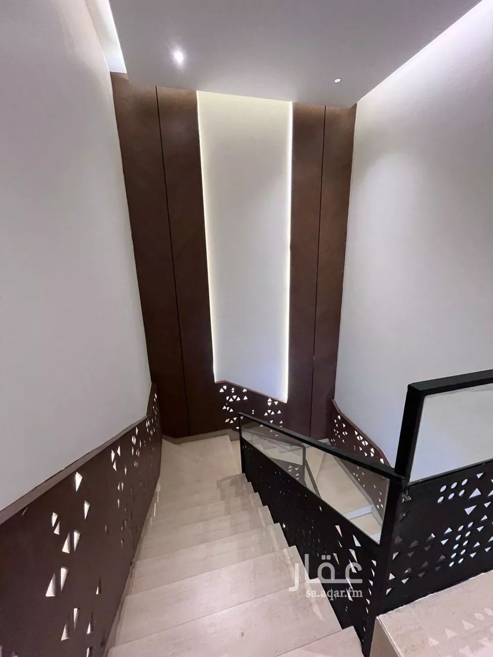 5 bedroom villa in Al Mahdiyyah 14