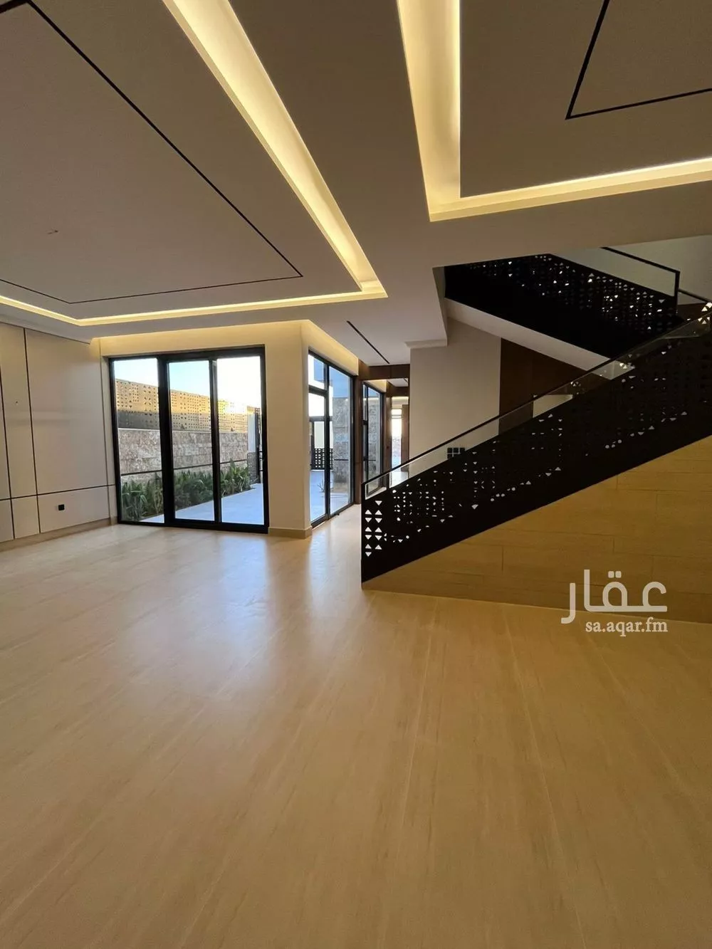 5 bedroom villa in Al Mahdiyyah 6
