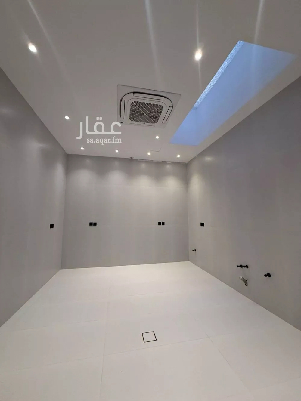 6 bedroom villa in Al Mahdiyyah 23