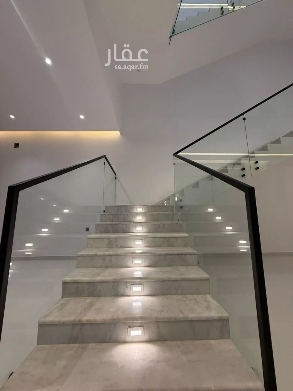 6 bedroom villa in Al Mahdiyyah 9