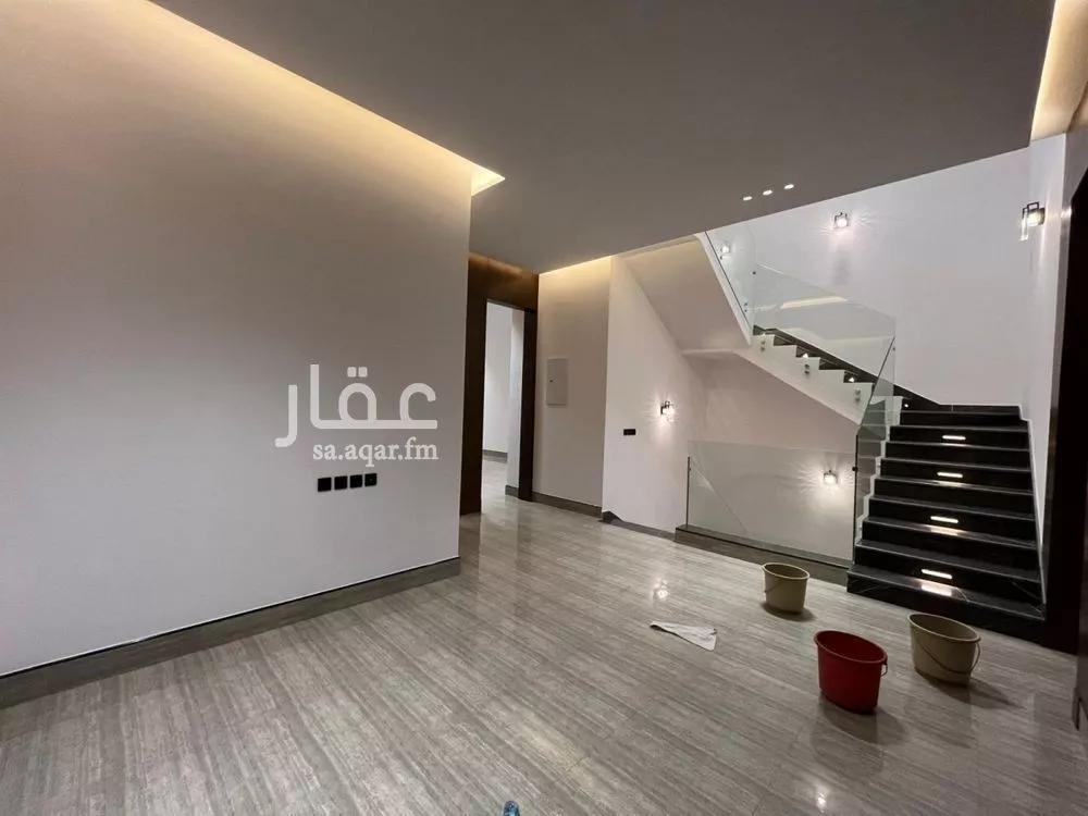 5 bedroom villa in Al Mahdiyyah 15