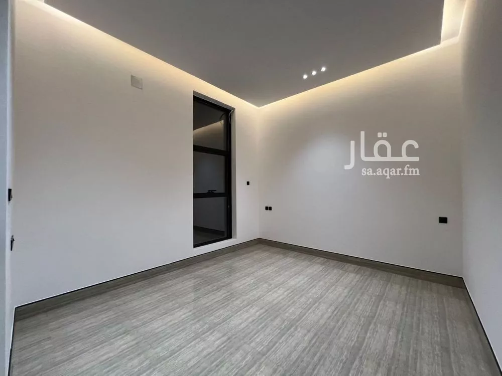 5 bedroom villa in Al Mahdiyyah 20