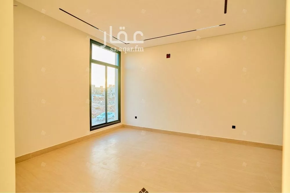 5 bedroom villa in Al Mahdiyyah 16
