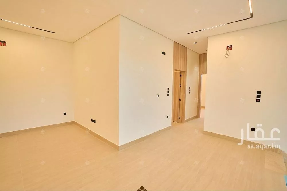 5 bedroom villa in Al Mahdiyyah 7