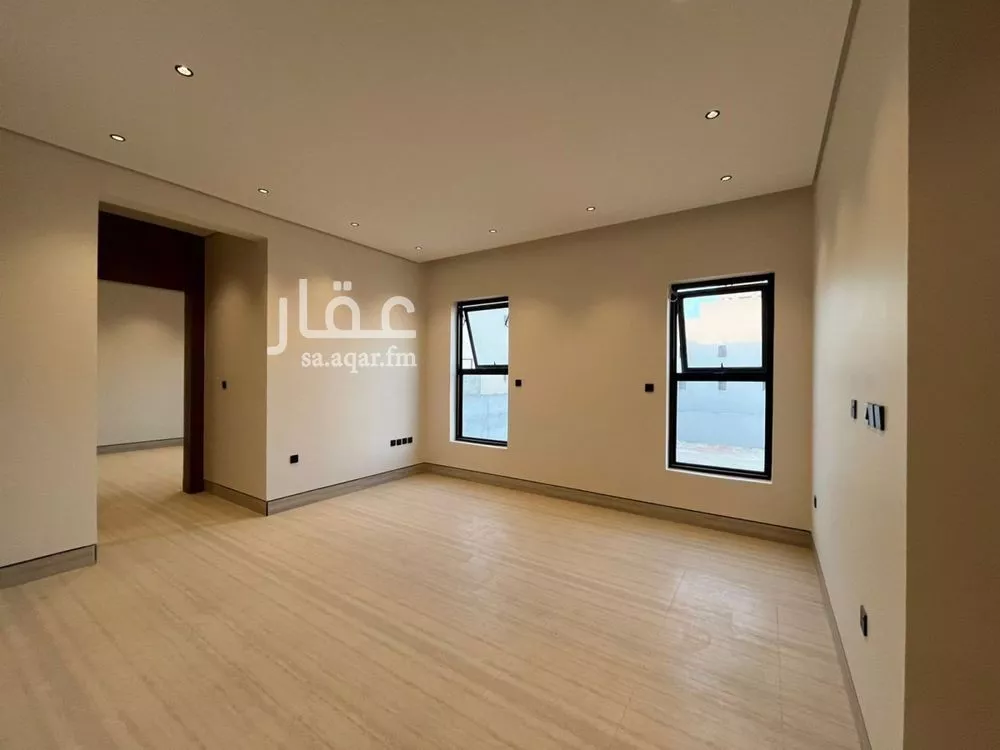 5 bedroom villa in Al Mahdiyyah 12
