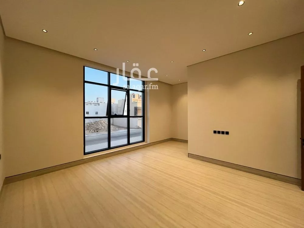 5 bedroom villa in Al Mahdiyyah 13