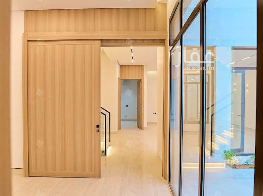 5 bedroom villa in Al Mahdiyyah 7