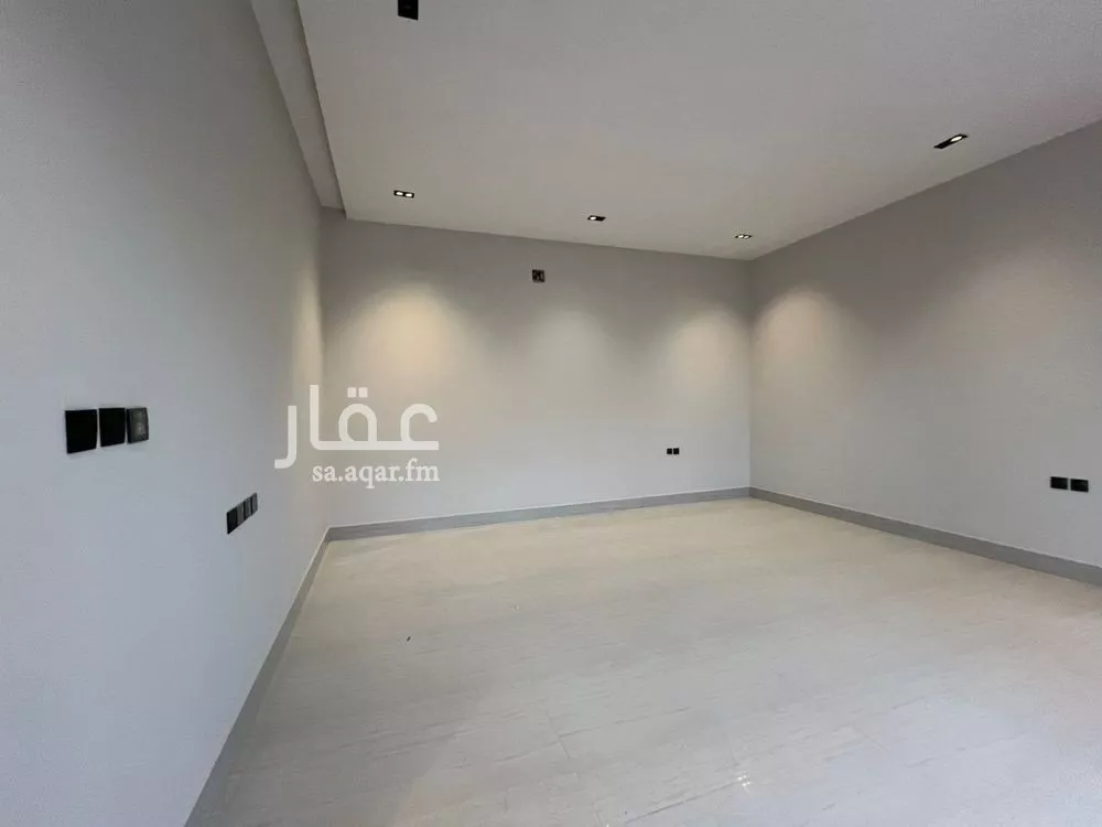 5 bedroom villa in Al Mahdiyyah 13