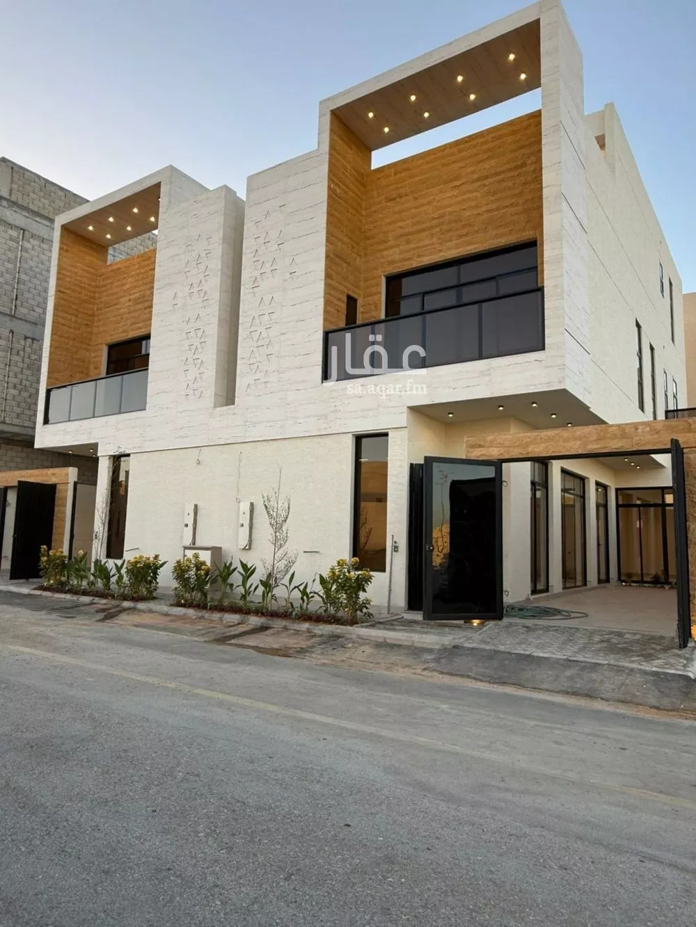 فيلا 6 غرف في المهدية 3