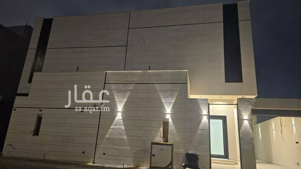 5 bedroom villa in Al Farouq 6