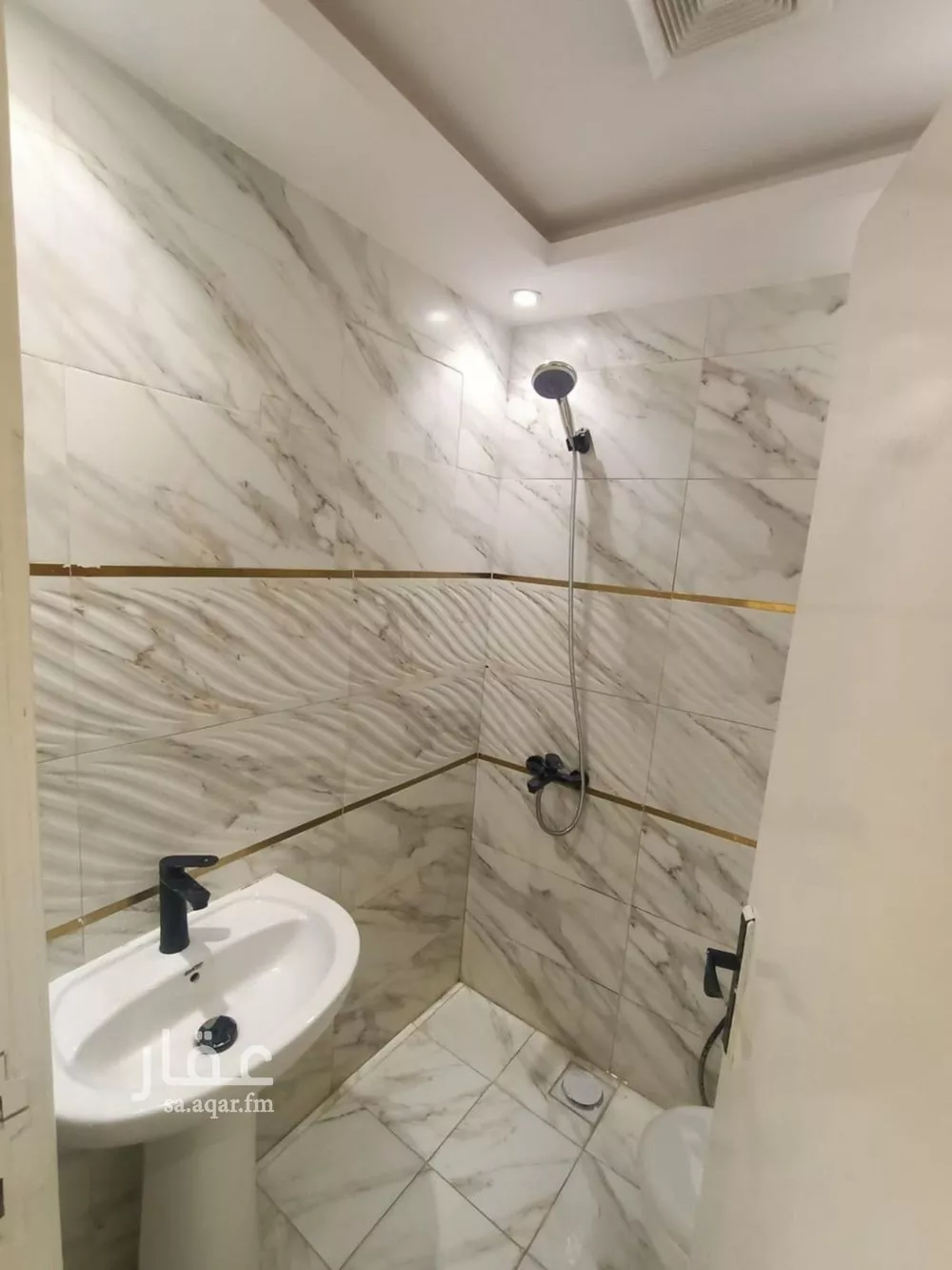 1 bedroom apartment in Al Khaleej 4