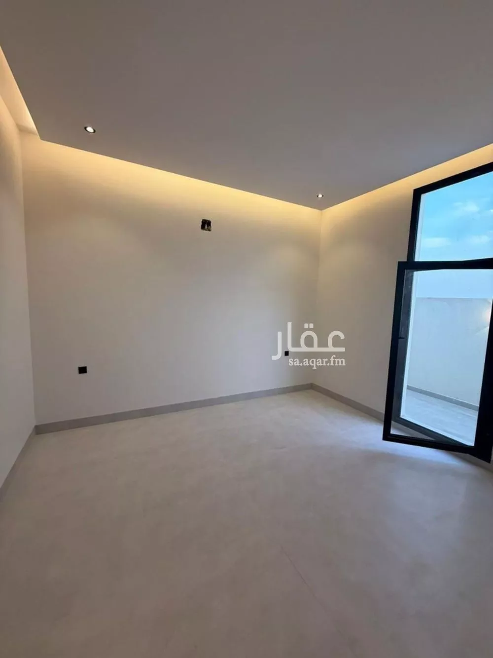 6 bedroom villa in Al Mahdiyyah 3