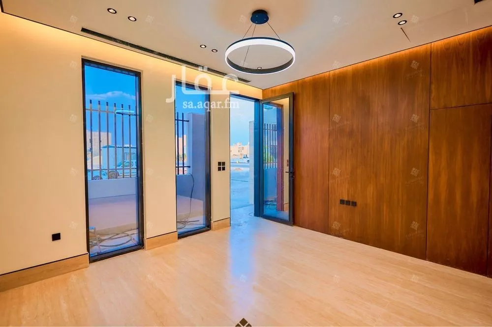 4 bedroom villa in Al Mahdiyyah 19