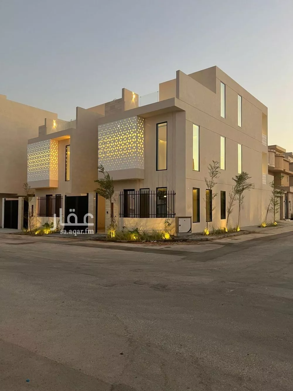 4 bedroom villa in Al Mahdiyyah 3