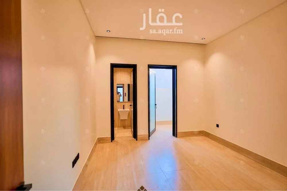 4 bedroom villa in Al Mahdiyyah 21