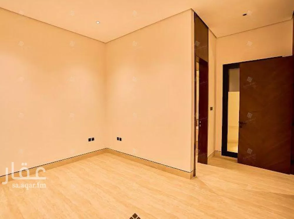 5 bedroom villa in Al Mahdiyyah 17
