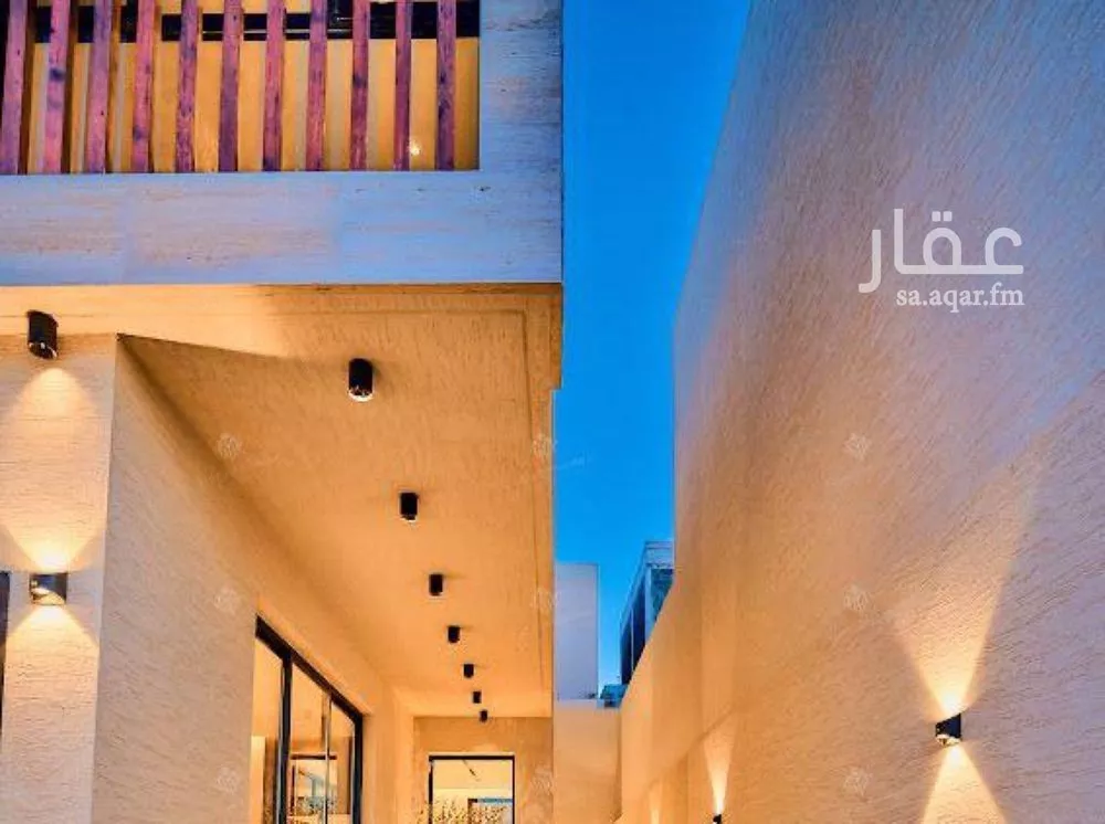5 bedroom villa in Al Mahdiyyah 3