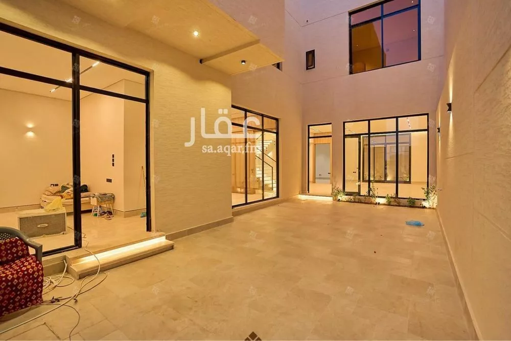 6 bedroom villa in Al Mahdiyyah 5