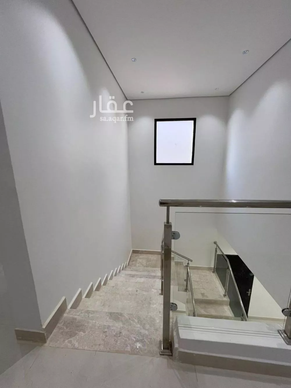 5 bedroom villa in Al Janadriyah 11