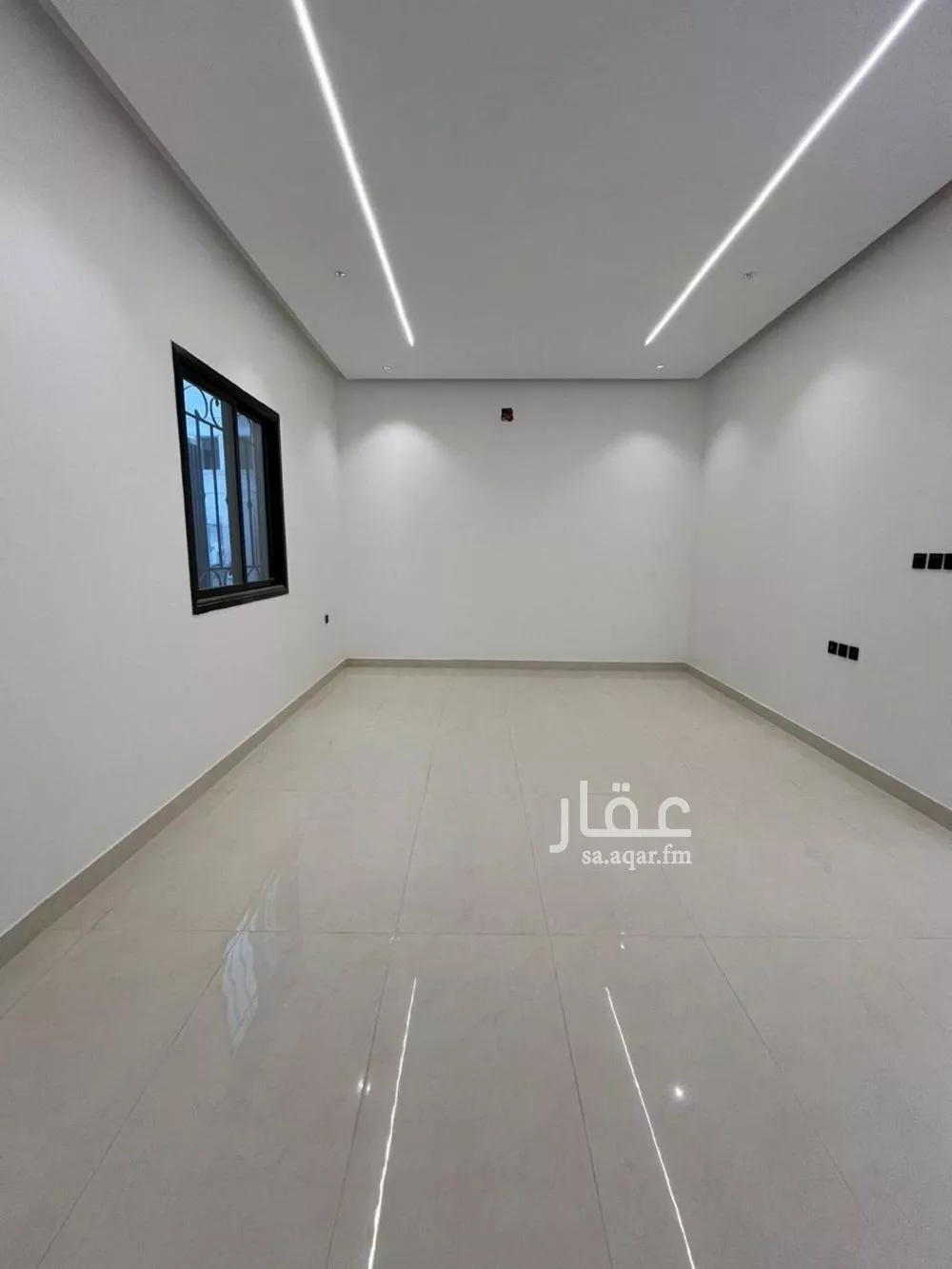 5 bedroom villa in Al Janadriyah 16