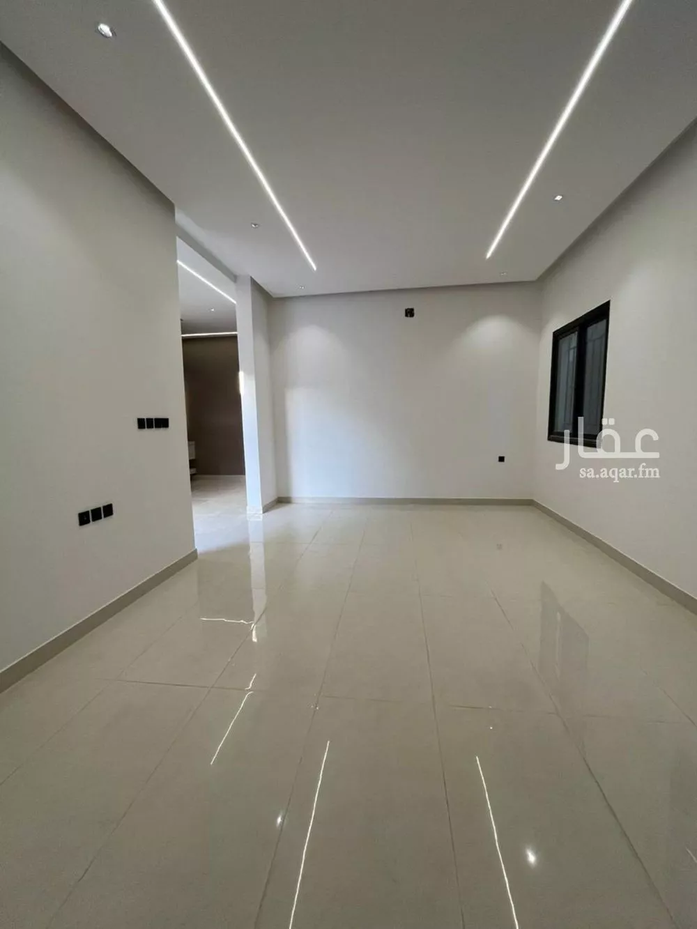5 bedroom villa in Al Janadriyah 17