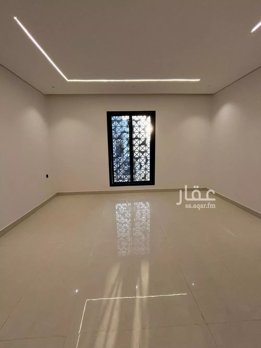 5 bedroom villa in Al Janadriyah 22