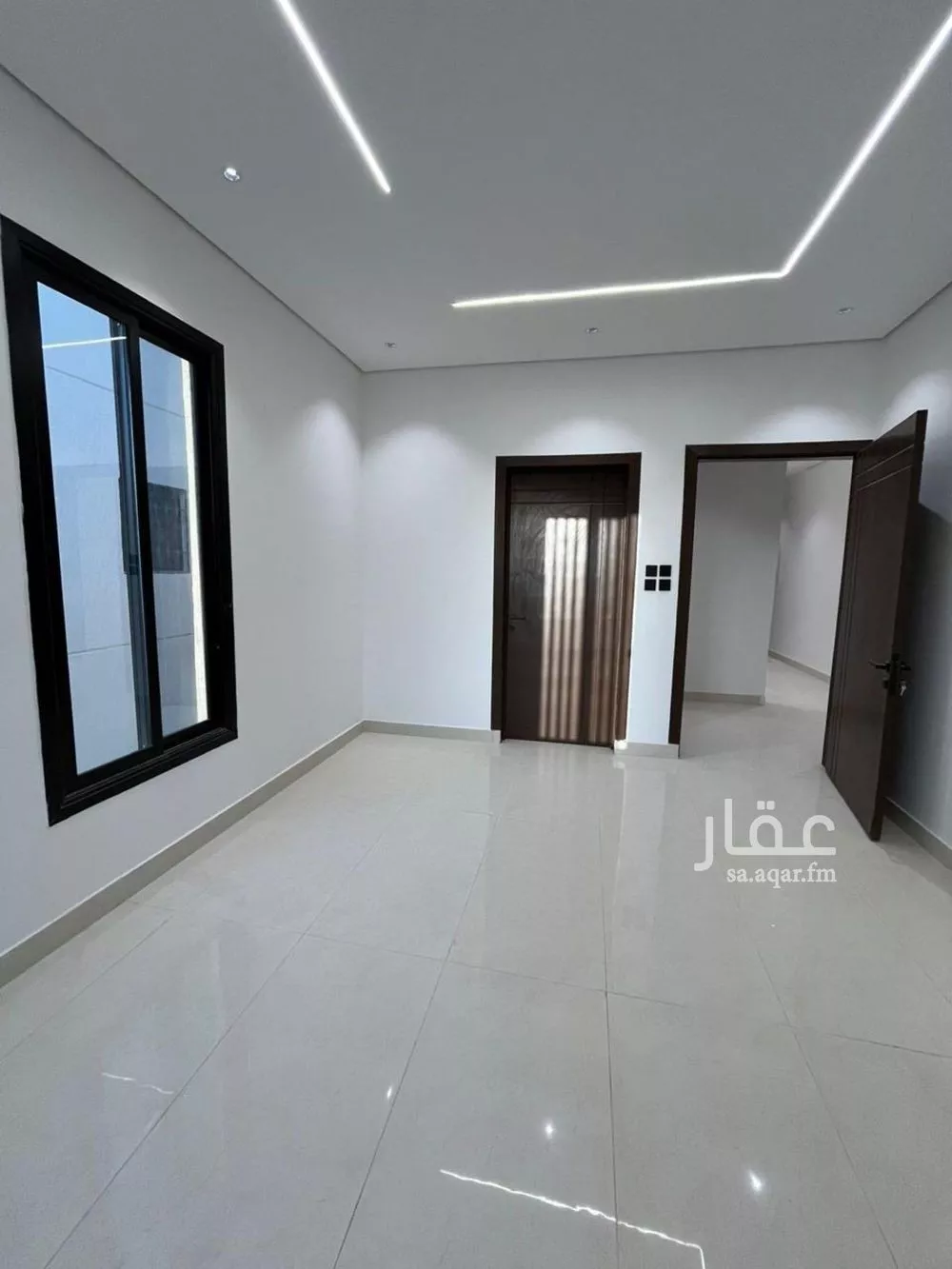 5 bedroom villa in Al Janadriyah 28