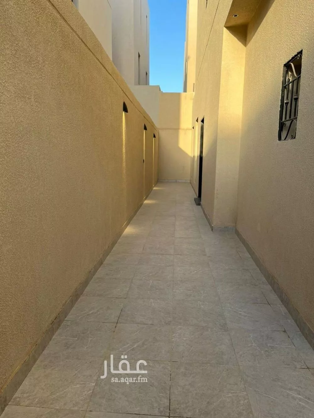 5 bedroom villa in Al Janadriyah 4