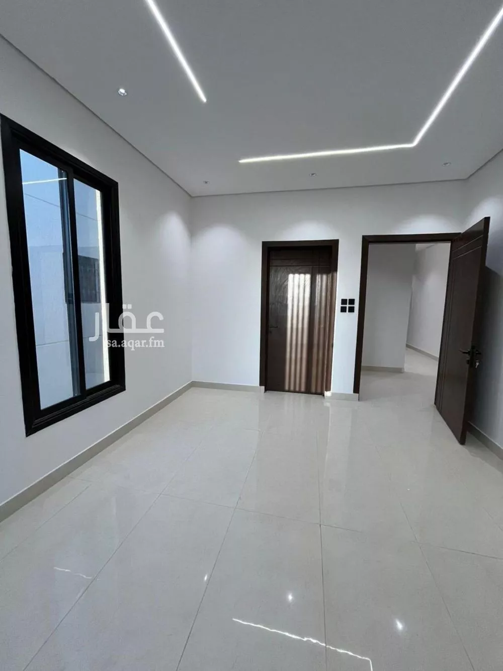 5 bedroom villa in Al Janadriyah 7
