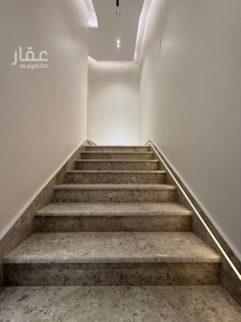 6 bedroom villa in Al Mahdiyyah 13