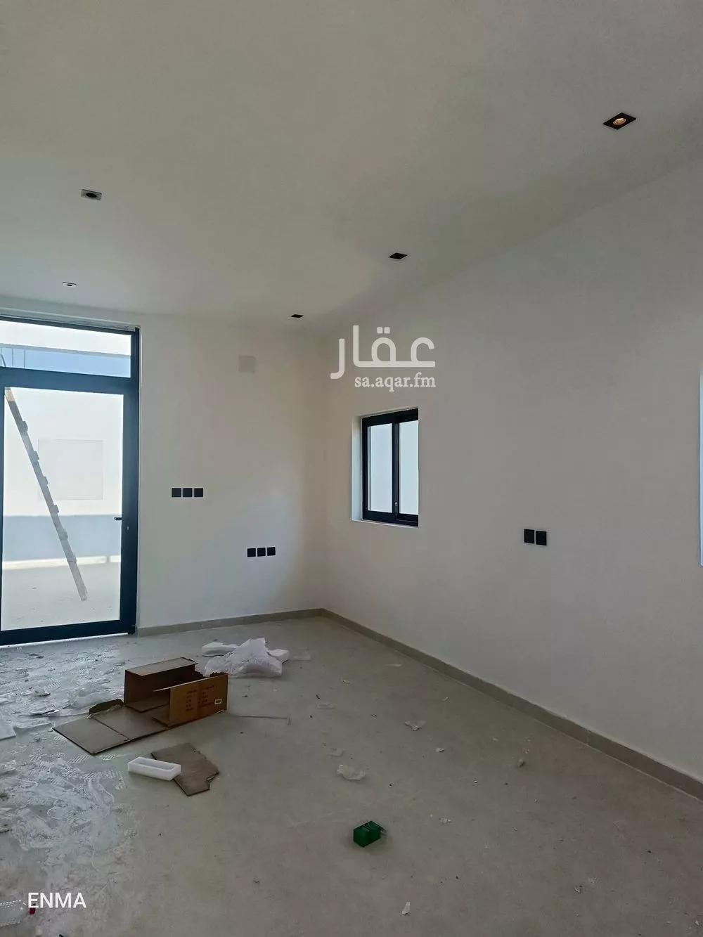 فيلا 5 غرف في الفاروق 21