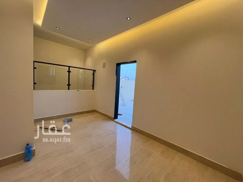 4 bedroom villa in Al Mahdiyyah 20
