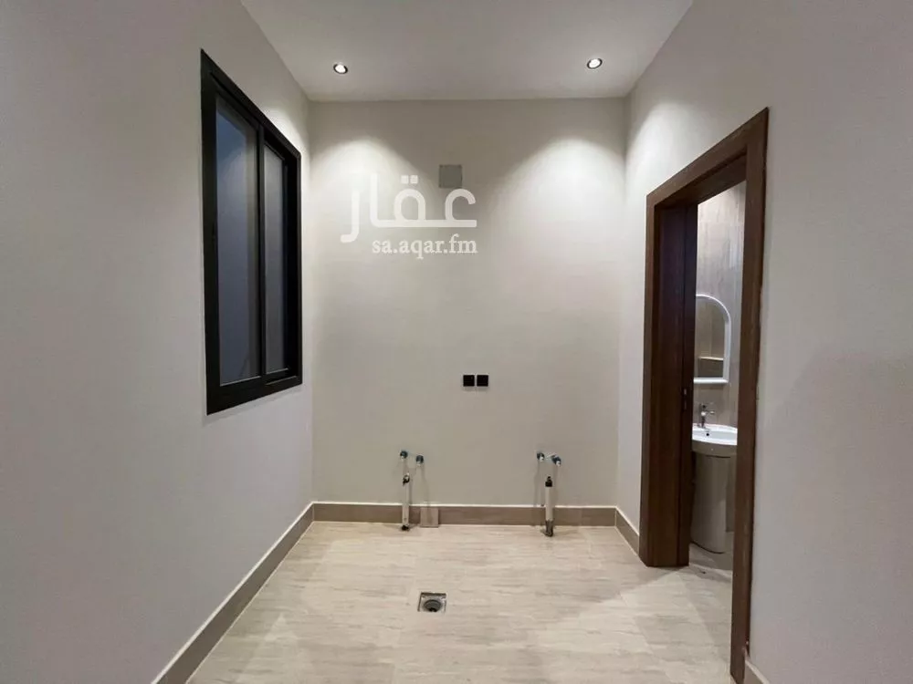 4 bedroom villa in Al Mahdiyyah 21