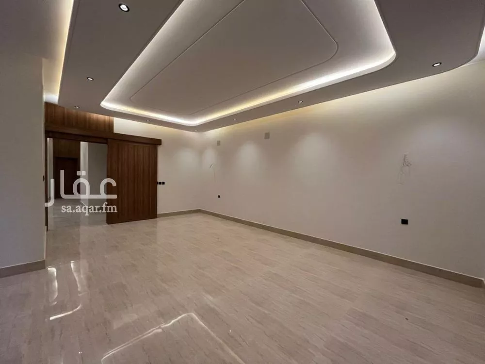 4 bedroom villa in Al Mahdiyyah 6