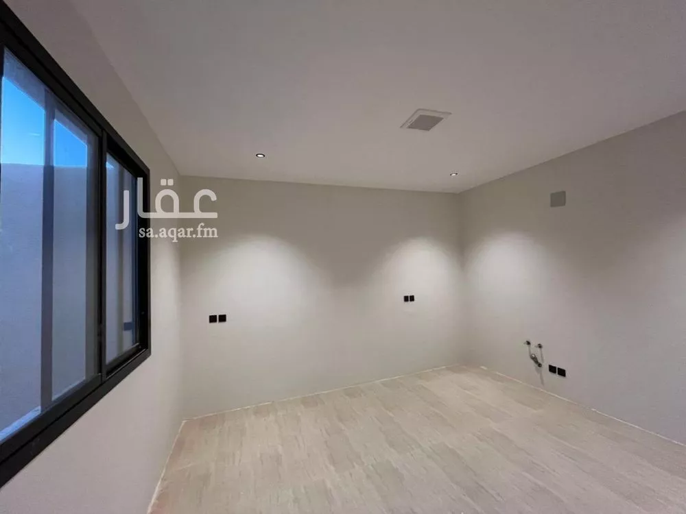 4 bedroom villa in Al Mahdiyyah 10