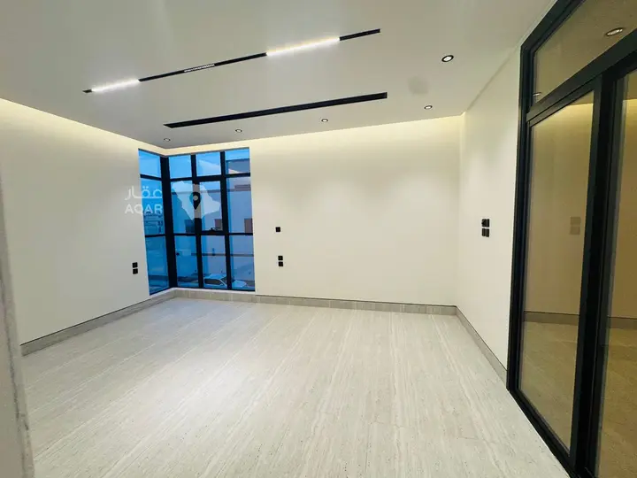 3 bedroom villa in Al Aridh, Riyadh 6