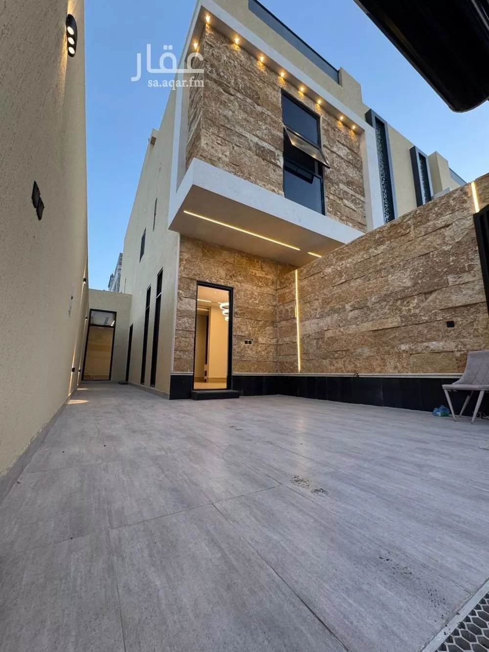 فيلا 3 غرف في العارض 19