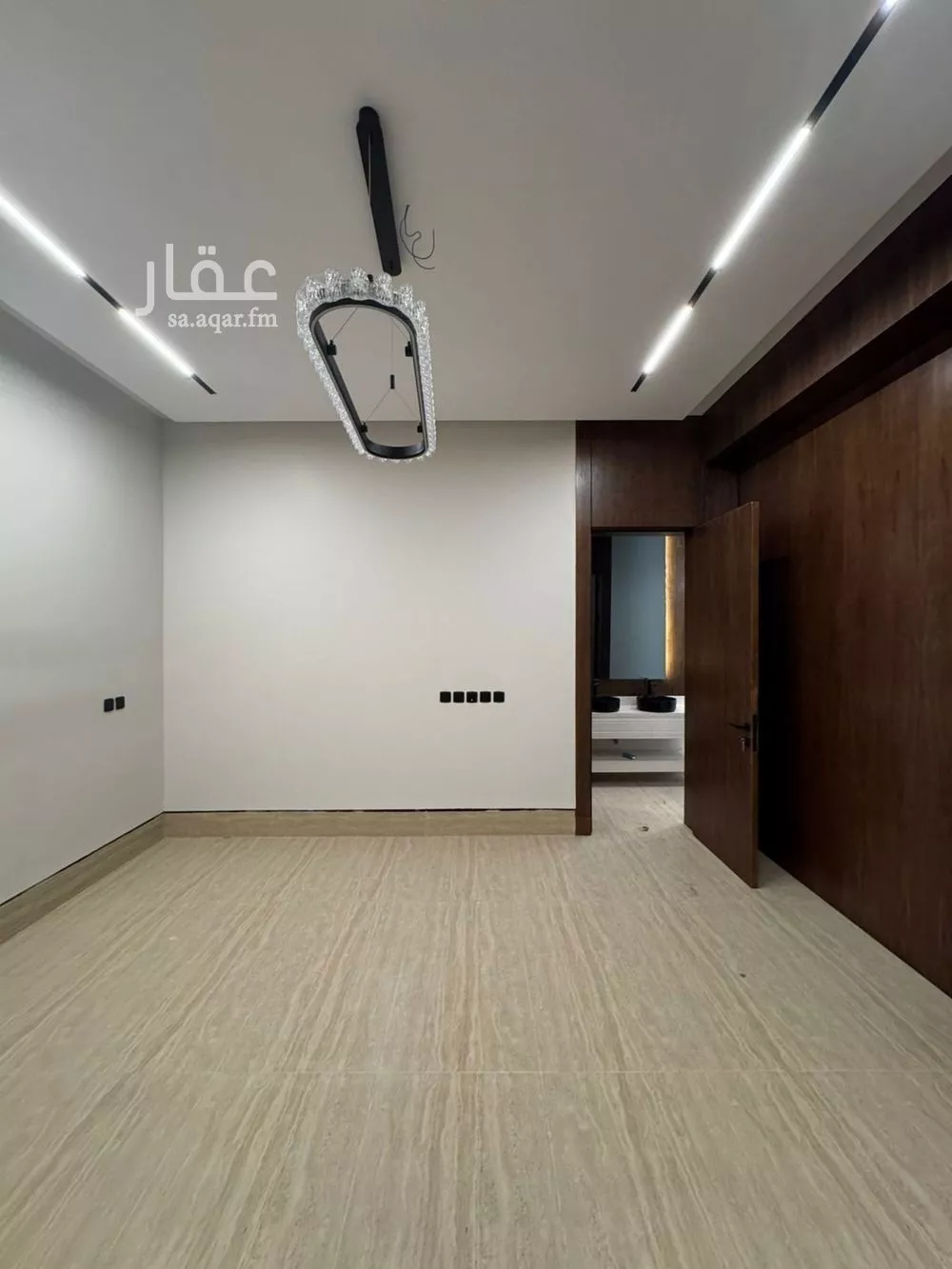 فيلا 3 غرف في العارض 9