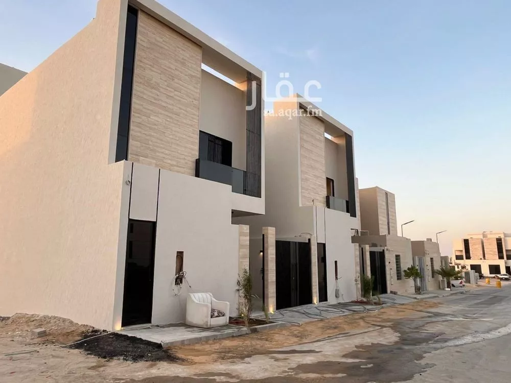 6 bedroom villa in Al Mahdiyyah 3