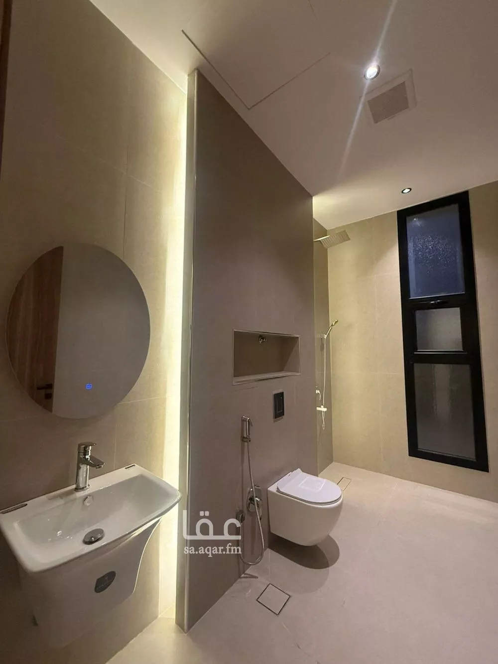 6 bedroom villa in Al Mahdiyyah 25