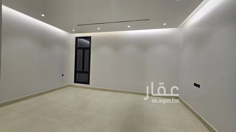 5 bedroom villa in Al Farouq 4