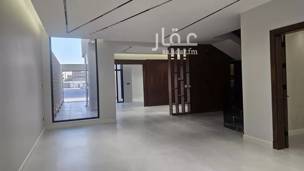5 bedroom villa in Al Farouq 12