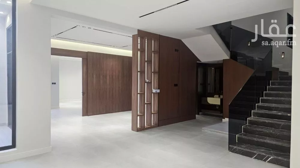 5 bedroom villa in Al Farouq 18