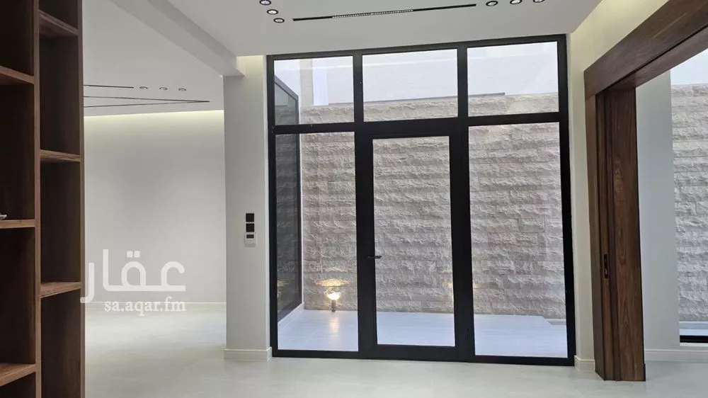 5 bedroom villa in Al Farouq 9