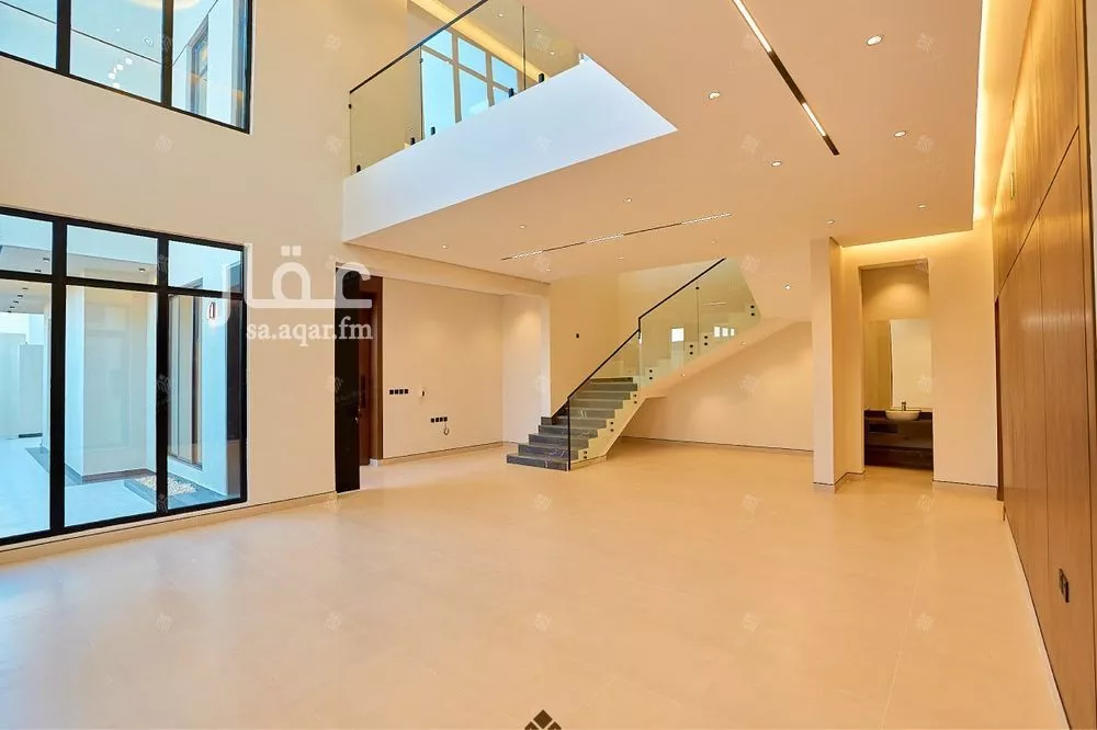 5 bedroom villa in Al Mahdiyyah 15