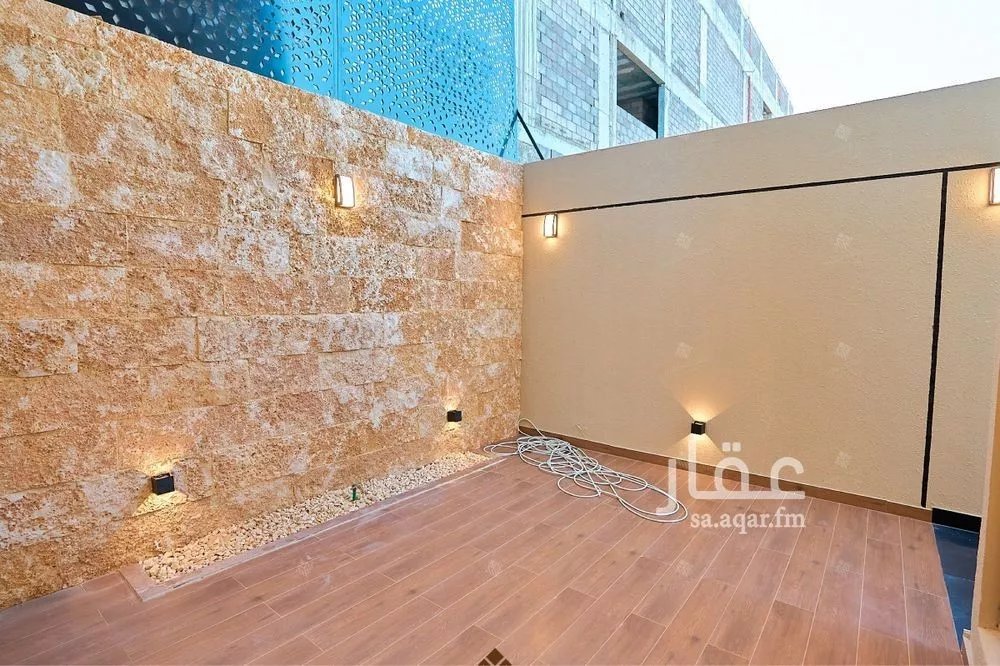 5 bedroom villa in Al Mahdiyyah 23